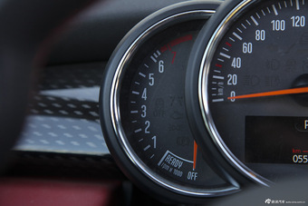 2015款MINI COOPER S 2.0T手动