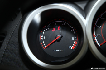 2014款长安CX20 1.4L手动运动版