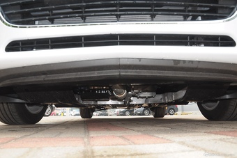 2016款科鲁兹1.5L手动精英版