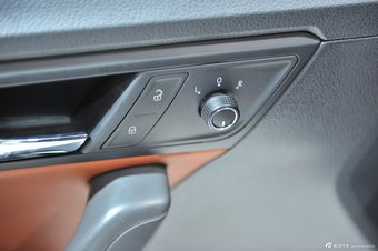 2014款上海大众朗行运动版