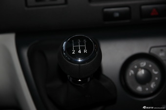 2014款金杯新海狮