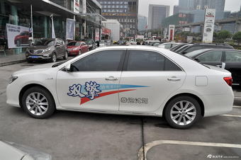 2012款凯美瑞尊瑞混动2.5HQ旗舰版