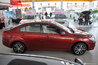 2013款奔腾B50 1.6L手动舒适型