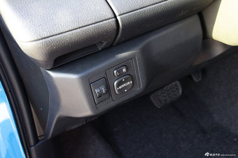 广丰YARiS L 致炫1.3L自动魅动版