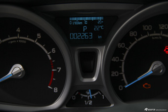 2013款翼搏1.5L手动尊贵型