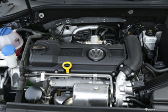 2015款帕萨特1.4T DSG尊荣版