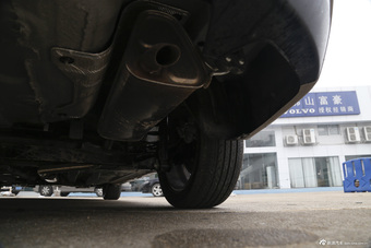 2015款悦翔V7 1.6L自动乐趣型