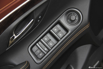 2014款君越2.0T SIDI自动智享旗舰型