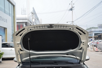 2017款迈腾2.0T自动380TSI DSG尊贵型