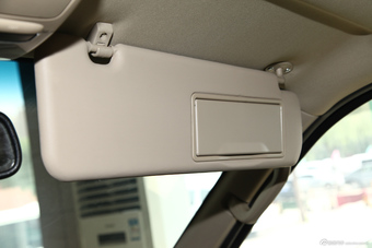 2011款阁瑞斯尊领2.4L旗舰版