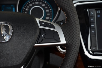 2016款北汽威旺S50 1.5T欢动尊贵型