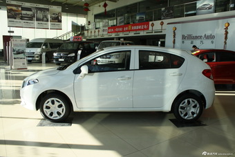 2014款中华H220 1.5L手动舒适型