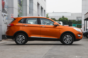 2015款绅宝X65 2.0T自动精英型