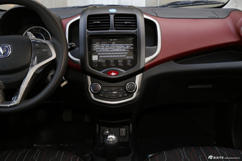 2015款奔奔1.4L手动尊贵型国5