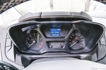 2016款途睿欧2.0T手动精睿版