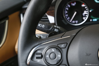 2016款君越1.5T自动豪华型20T