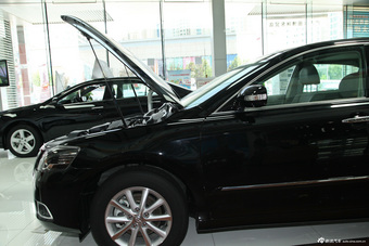 2013款凯美瑞200G 2.0L自动经典豪华版