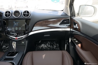 2016款比亚迪S7 2.0T自动尊贵型Plus