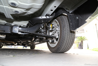 2015款全新英朗18T双离合精英型