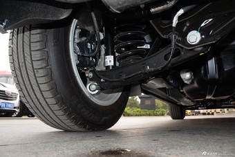 2016款凯迪拉克XT5 2.0T自动25T豪华型