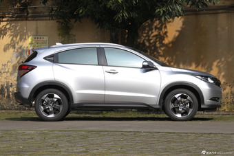 2015款缤智1.8L CVT两驱豪华型