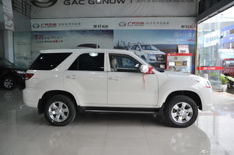 2012款奥轩G5 2.0L手动精英版两驱