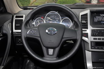 2012款奥轩GX5 2.0L手动两驱时尚版