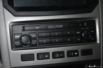 2012款奥轩GX5 2.0L手动两驱天窗版