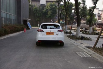 2014款MG5 1.5T自动豪华型