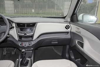 2015款赛欧3 1.3L手动理想版