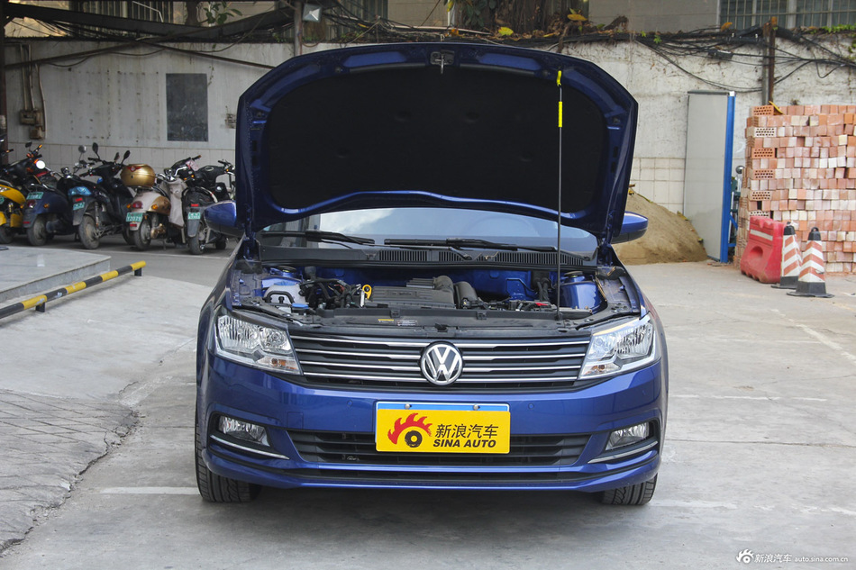 2015款朗行230TSI 1.4T手动舒适版