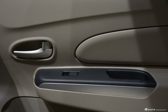 2015上海车展：启辰D50