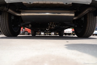 2016款北汽威旺S50 1.5T欢动尊贵型