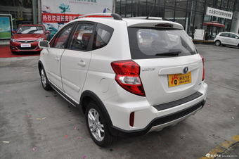 2014款长安CX20 1.4L手动天窗导航版