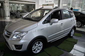 2014款长安CX20 1.4L手动天窗导航版