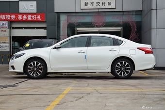 2016款天籁2.5L自动 XL-UpperNAVI Tech智尊版