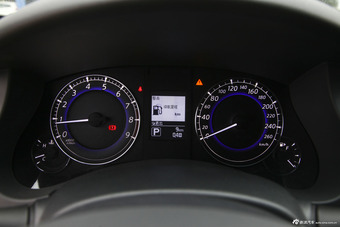 2015款英菲尼迪QX50 2.5L 自动悦享版
