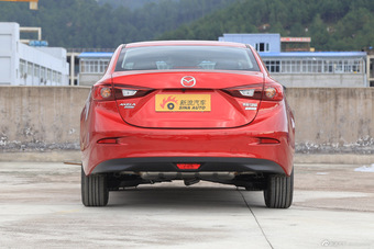 2016款马自达3昂克赛拉2.0L自动三厢旗舰型