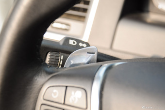 2016款沃尔沃XC60 2.5T自动 T6 AWD智越版