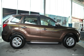 2013款海马S7 2.0L自动智尚版