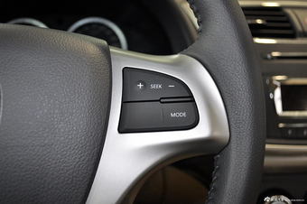 2013款睿骋2.0L自动豪华型