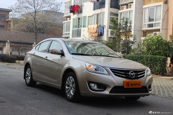 2014款海马M8 2.0L手动舒适型