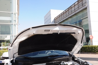 雪铁龙C4 Aircross 2 0L四驱豪华版