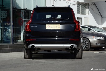 2016款沃尔沃XC90 2.0T自动 T5智逸版5座