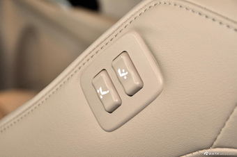 2012款凯美瑞尊瑞混动2.5HG豪华版