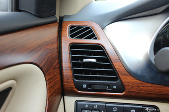 2014款海马M8 2.0L手动舒适型