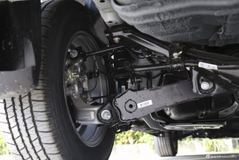 2015款哈弗H6运动版1.5T自动两驱尊享型