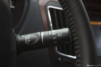 2015款海马S7 1.8T自动改款纵骋型