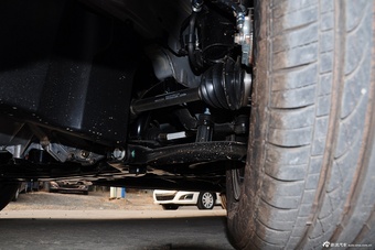 2015款绅宝D20三厢1.5L手动乐天版