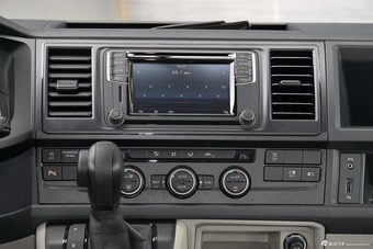 2016款凯路威2.0T自动四驱舒适版9座